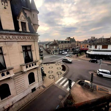 Maison De Ville Au Centre De Fismes ภายนอก รูปภาพ